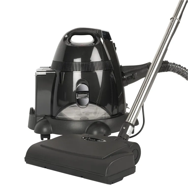 Lura Typ 139 Wasserfilter-Staubsauger im Einsatz mit Zubehör