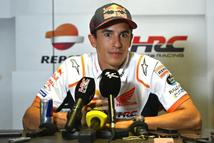 Marc Márquez ist zurück in der Box, aber noch nicht auf dem Bike