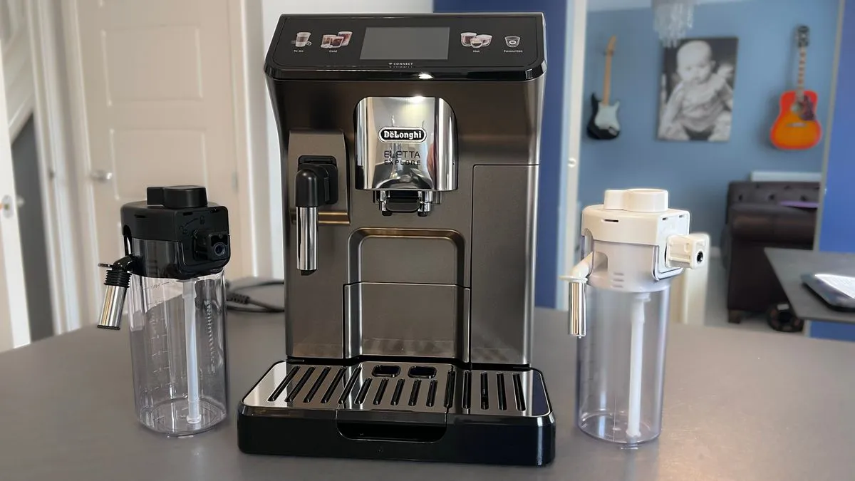 Milchkaraffen der De'Longhi Eletta Explore