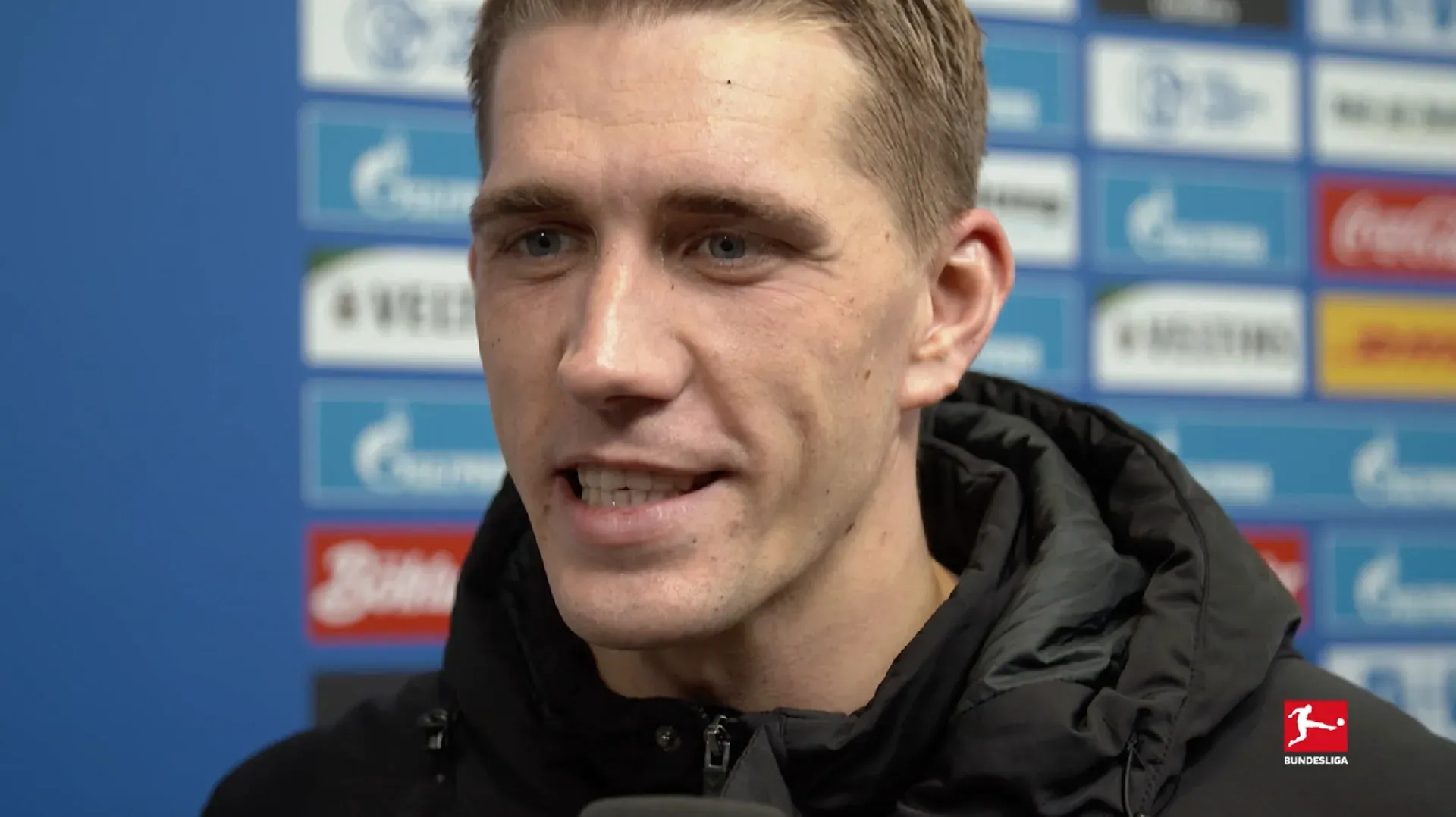 Nils Petersen im Trikot des SC Freiburg nach einem Torjubel