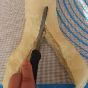 Osterkranz geformt und bereit zum Backen