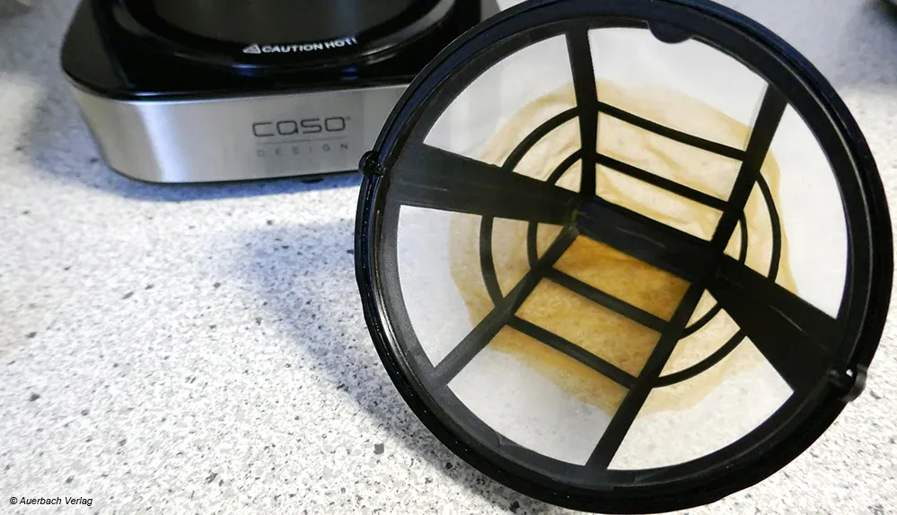 Permanentfilter verfärben sich zwar schon nach der ersten Nutzung, lassen sich aber trotzdem problemlos wiederverwenden