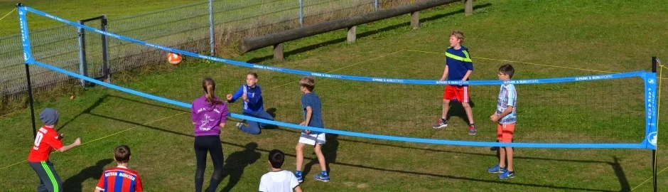 Person sucht passende Sportart