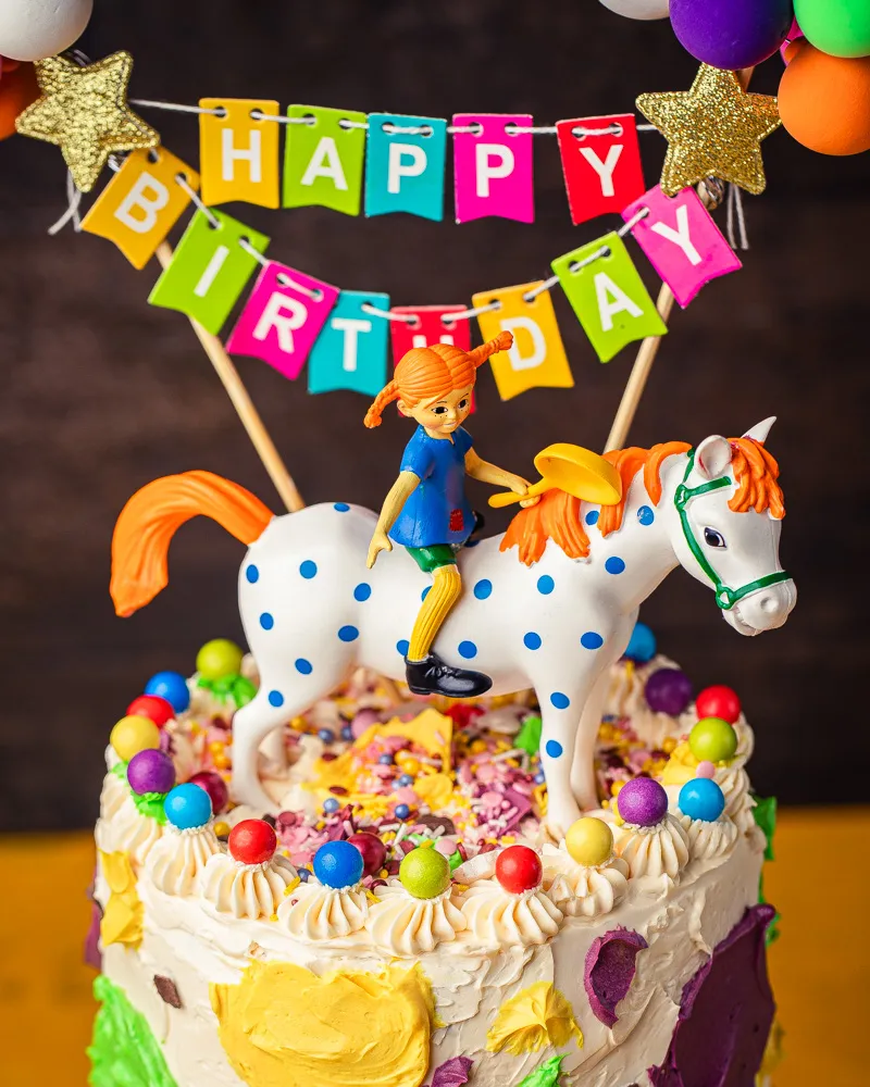 Pippi Langstrumpf Torte Kindergeburtstagstorte einfaches Rezept Stracciatellatorte heike herden super streusel