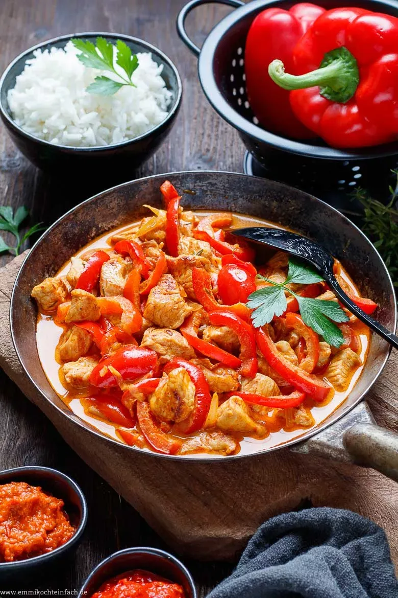 Putengeschnetzeltes mit Paprika Rahmsoße, perfekt für die Familie