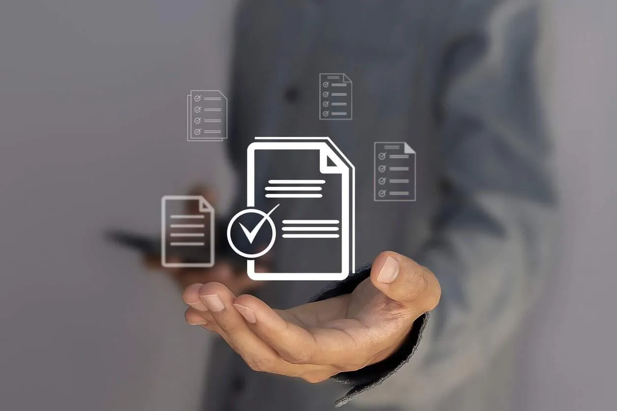 Puzzleteile mit dem Titel "Wichtige Aspekte bei der Entscheidungsfindung" symbolisieren die Komplexität und die Notwendigkeit, alle Faktoren zu berücksichtigen