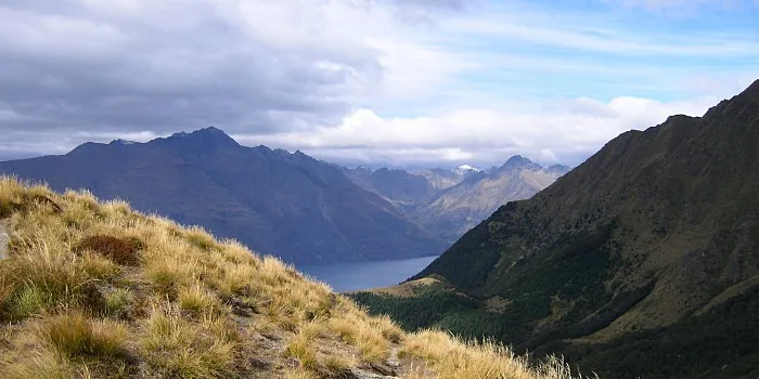 Queenstown in Neuseeland, ein landschaftlich reizvolles und sicheres Reiseziel