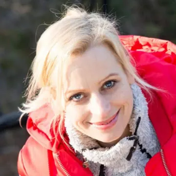 Sabine Koch-Bischof, Ihre Expertin für gewaltfreies Hundetraining in Wien