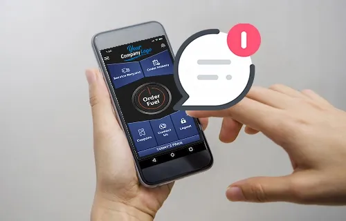 Smartphone zeigt Push-Benachrichtigungen