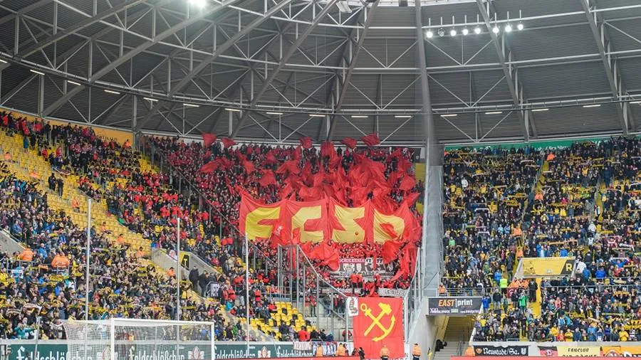 St. Pauli Fans in Dresden