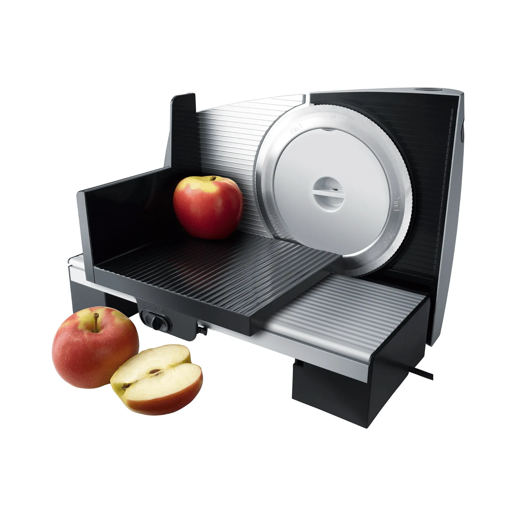 Steba Allesschneider AS 200 mit scharfer Klinge, Apfel auf Schneidebrett und geschnittenem Apfel