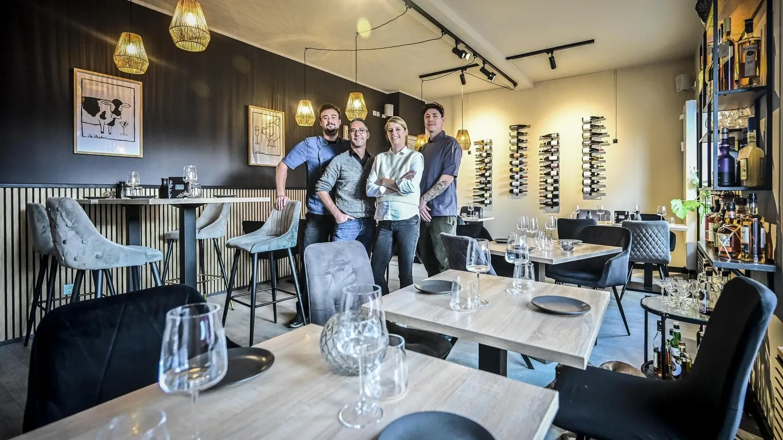 Team der ehemaligen Fischerei, jetzt Fleischerei, in Essen-Rüttenscheid im September des letzten Jahres