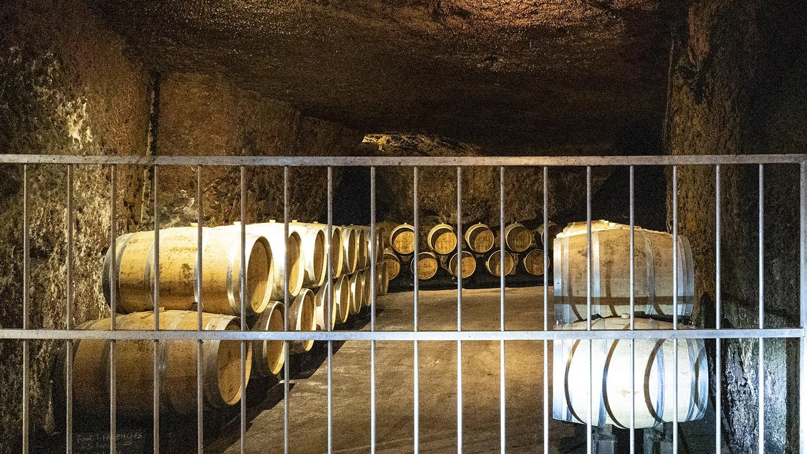 Trésor-Crémant von Bouvet Ladubay reift in unterirdischen Kellern zur Vollendung