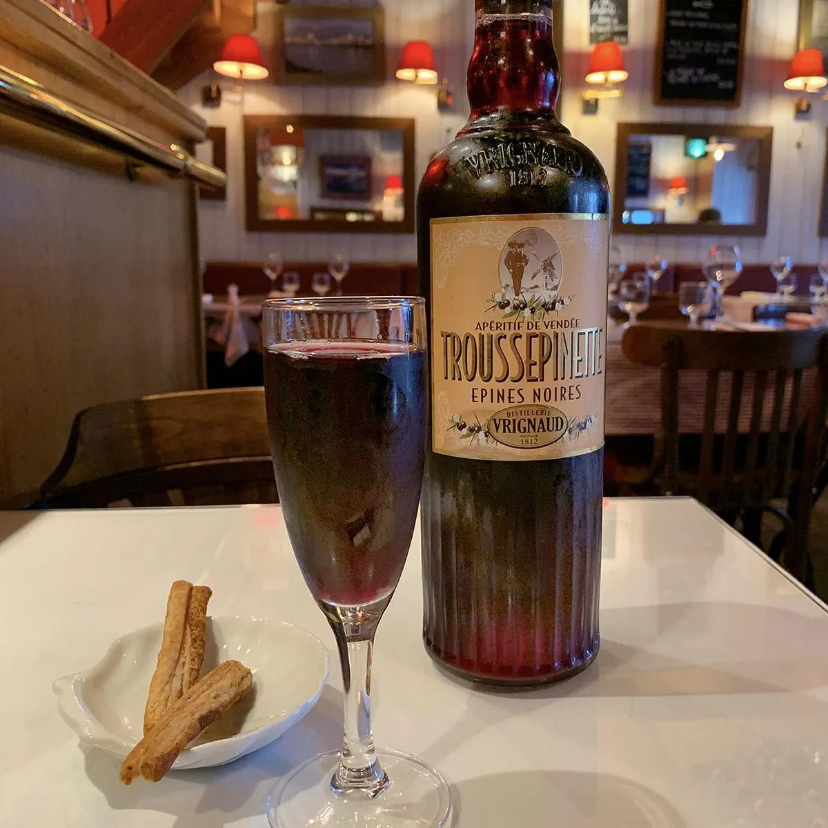 Trouspinette, der Aperitif der Vendée, mit Aromen von Portwein, Früchten und Gewürzen