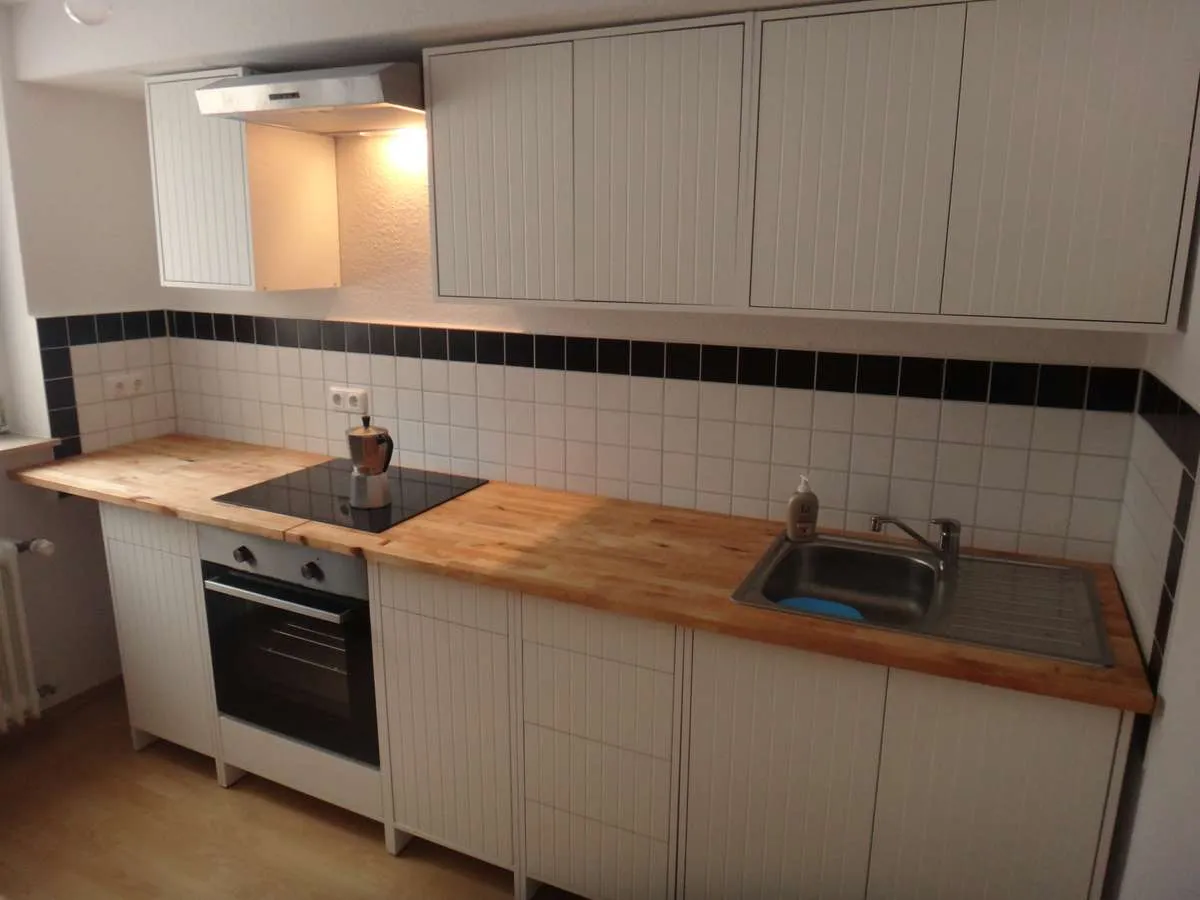 Unsere teilweise fertige IKEA-Küche nach dem Abzug des Handwerkers in Nikolausberg