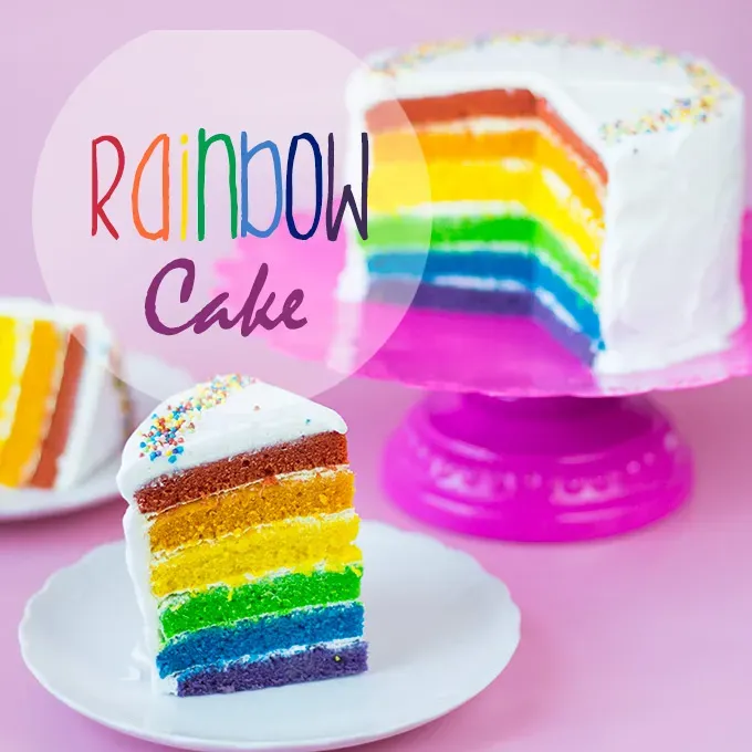 Veganer Regenbogenkuchen mit frischer Sahne