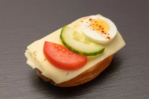 Vegetarisches Edamer Käse Sandwich, mild und lecker