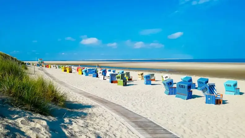 Weite Sandstrände und Dünenlandschaften von Langeoog