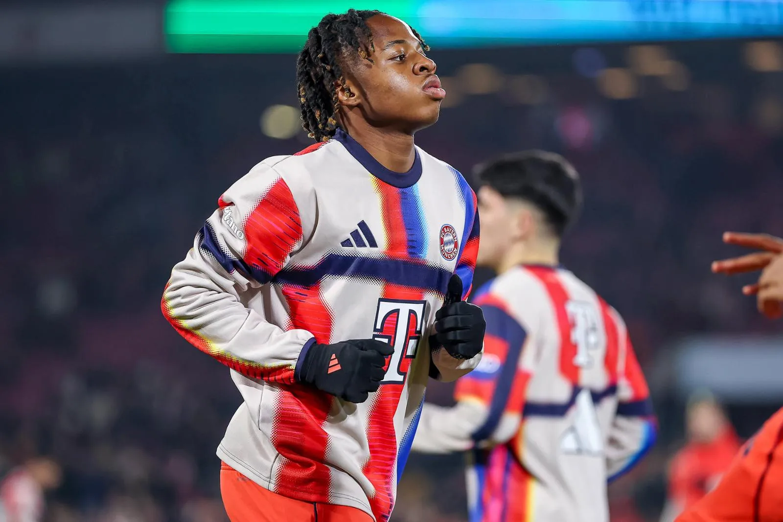 Wisdom Mike, der junge Linksaußen des FC Bayern, erhält derzeit zu wenig Spielzeit.