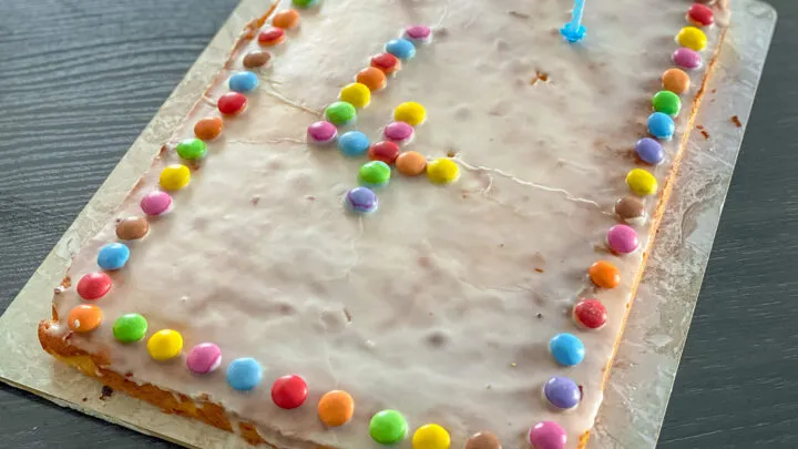 Zitronenkuchen mit Smarties