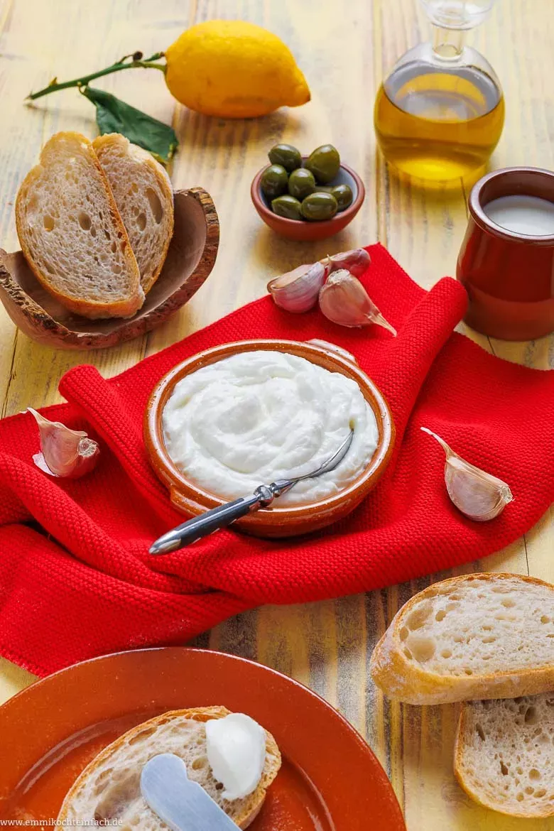 Zutaten für Aioli ohne Ei