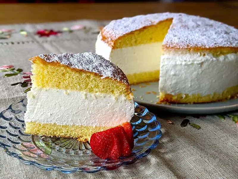 Zutaten für die Käse Sahne Torte Füllung, inklusive Quark oder Joghurt